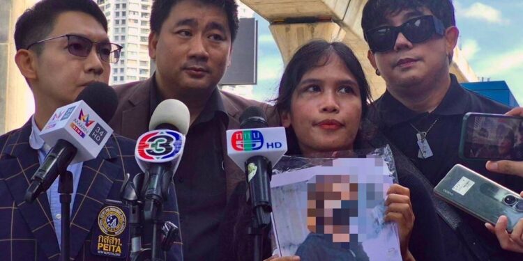 เหยื่อเอเจนซี่เก๊โผล่ อ้างชื่อ “พชร์ อานนท์” ลวงเข้าวงการบันเทิง เสียหายหลายแสนบาท นับ 30 ราย แห่ร้องกองปราบ