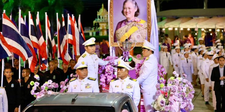 เทศบาลตำบลคลองตำหรุ จ.ชลบุรีจัดพิธีอัญเชิญและฉลองถ้วยรางวัลพระราชทาน สมเด็จพระกนิษฐาธิราชเจ้ากรมสมเด็จพระเทพรัตนราชสุดาฯ สยามบรมราชกุมารีรางวัลชนะเลิศเทศบาลน่าอยู่อย่างยั่งยืนยอดเยี่ยมระดับประเทศ
