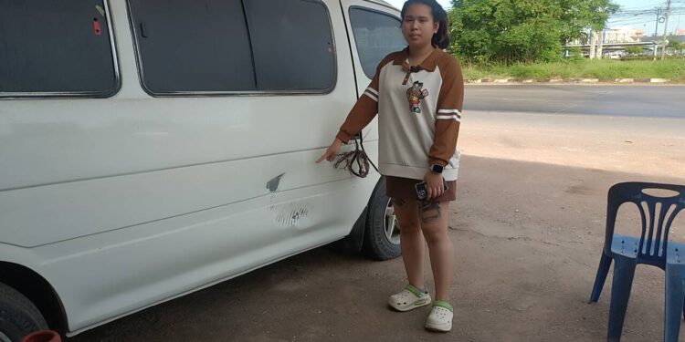 ปราจีนบุรี-ระวังภัย! 18 ล้อทำเฟืองหลุดหวิดตัดคอกู้ภัยสาวขาดขณะที่นอนดูมือถืออยู่ในเปล
