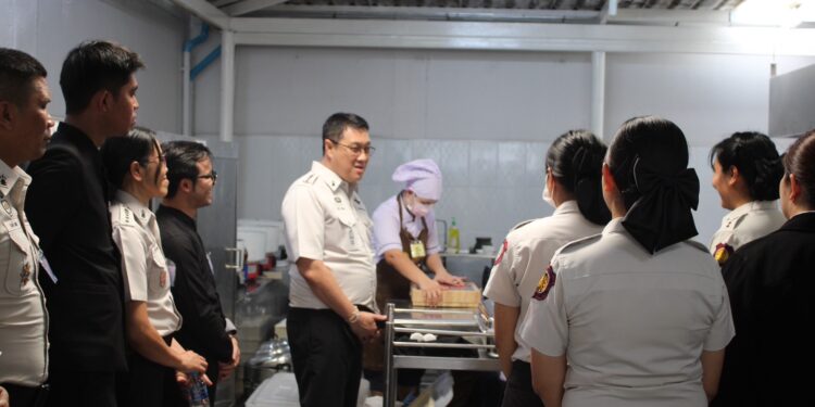 นครปฐม-สานต่อ “โครงการกำลังใจในพระราชดำริพระเจ้าหลานเธอพระองค์เจ้าพัชรกิติยาภา” เรือนจำกลางนครปฐม จัดกิจกรรม ประกวดอาหาร ของหวาน ในเรือนจำและทัณฑสถาน