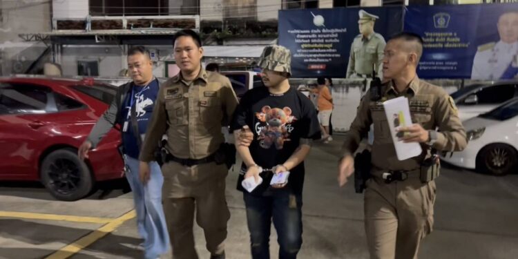 นนทบุรี รวบแก๊งค์เสือปุ่นคนสุดท้าย ร่วมกันปล้นเงินเหยื่อกลางห้างดัง มีพิรุธขณะเจอสายตรวจขี่รถหนี สารภาพถูกจ้างมาขับรถในวันก่อเหตุ