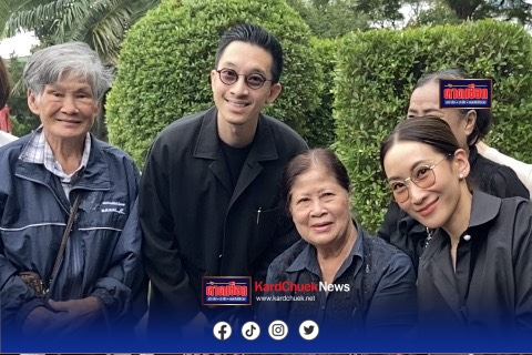 เอม-สามี” เยี่ยม “ทักษิณ” เผยปรับตัวดี-ความดันเล็กน้อย ไม่ได้คุยเรื่องโหวตหัวหน้าพรรคเพื่อไทย