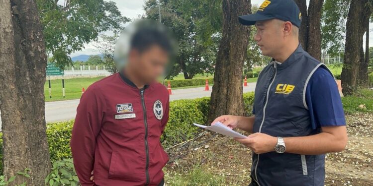 รวบบัญชีม้า 5 หมายจับ “แก๊งส่งของทิพย์”