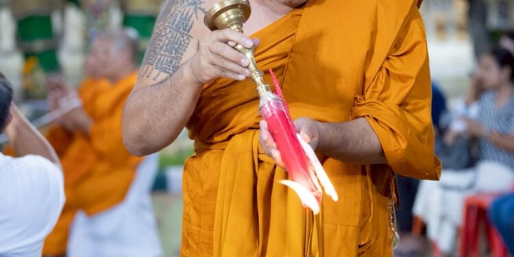 นครปฐมวัดไผ่ล้อมฯ จัด 3 พิธีศักดิ์ แห่งคืนเดือนเพ็ญรับมงคล เทศกาลลอยกระทง ปี 68 