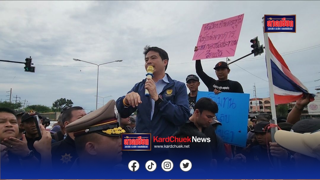 ชาวบ้านอยุธยาสุดทน! ปิดถนนประท้วงน้ำท่วมซ้ำซาก ร้องรัฐเร่งระบายน้ำ