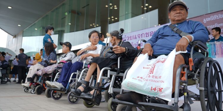 มูลนิธิป่อเต็กตึ๊ง มอบของขวัญ ส่งกำลังใจแก่ผู้พิการ ในงานวันคนพิการ ครั้งที่ 56 ประจำปี 2568 เพื่อถวายเป็นพระราชกุศลแด่สมเด็จพระนางเจ้าสิริกิติ์ พระบรมราชินีนาถ พระบรมราชชนนีพันปีหลวง ณ บริษัท โทรคมนาคมแห่งชาติ จำกัด สำนักงานแจ้งวัฒนะ เขตหลักสี่ กรุงเทพฯ