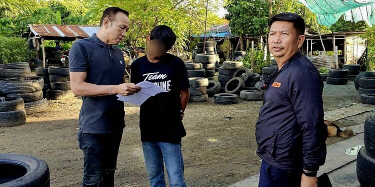 สืบ 9 รวบหนุ่มตุ๋นขายยางรถมือสองออนไลน์ เบี้ยวไม่ส่งของ-สินค้าไม่ตรงปก เหยื่อแจ้งจับเพียบ อ้างเฟซบุ๊กมีปัญหาติดต่อลูกค้าไม่ได้