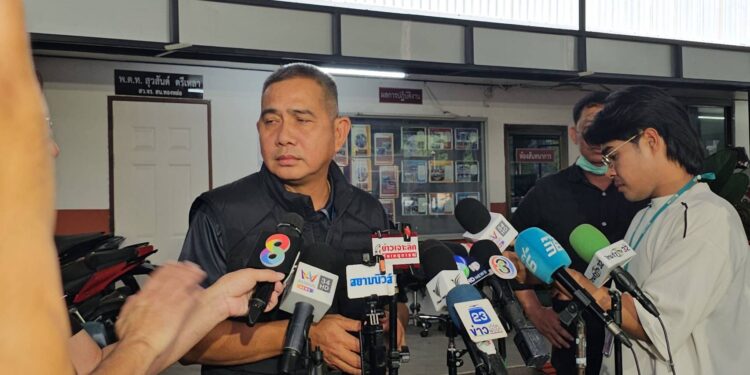 “ผู้การเก่ง” ลั่น “ผมทำตามหน้าที่จับตามหมายจับศาลเท่านั้น ไม่เกี่ยวการเมืองใดๆ” หลังเมีย “สันธนะ” โวยลั่นต้องทำอย่างเที่ยงตรง ไม่ใช่เพื่อพรรคการเมือง