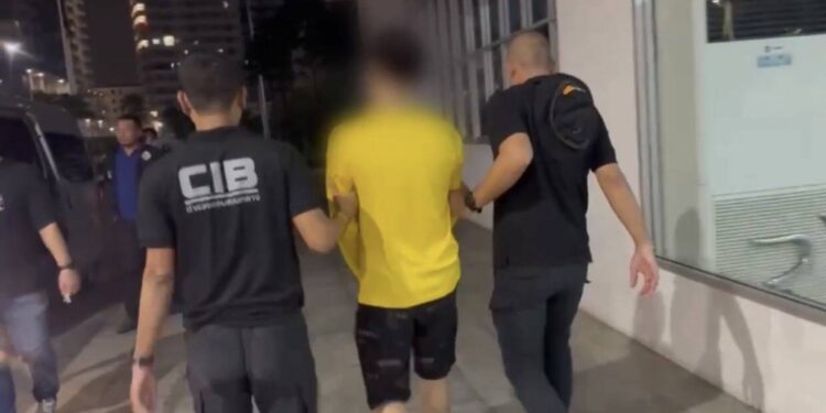 กองปราบร่วมกับชุดสืบสวน สภ.หาดใหญ่ ประสานงานรวบมือปืน หนีคดีฆ่า ไปบวชที่ประเทศเมียนมา