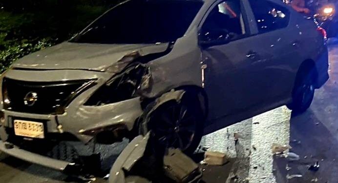 หนุ่มบาริสต้าวัย 27 ดีกรีรองแชมป์ เมาซิ่งเก๋งชนด่านตรวจสน.ทองหล่อ เป่าเมาพุ่ง 115 อ้างหันไปคุยกับเพื่อน-ดูแผนที่