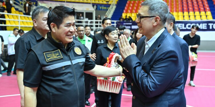 รองนายกฯและรมว.เกษตรฯพร้อมคณะ ตรวจเยี่ยมโรงยิมเนเซียม 4,000 ที่นั่งสำหรับการแข่งขันกีฬาซีเกมส์ (เซปักตะกร้อ) ที่ จ.นครปฐม