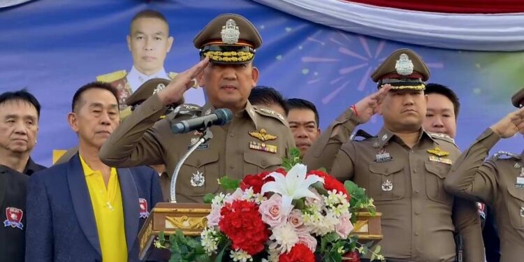 ผบก.น.9 ปล่อยแถวระดมกวาดล้างอาชญากรรมลอยกระทง เน้นย้ำทีม MPB S.W.A.T นครบาล พร้อมลุย