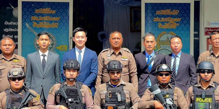 คณะตำรวจฮ่องกง เข้าศึกษาดูงาน สน.เพชรเกษม แลกเปลี่ยนความรู้พัฒนาองค์กร