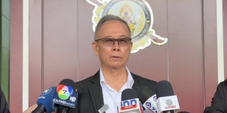 ทนายไฮโซข้าวโพดหอบหลักฐานการโอนเงิน 116 ล้านของ”นานา”มอบให้พนักงานสอบสวน