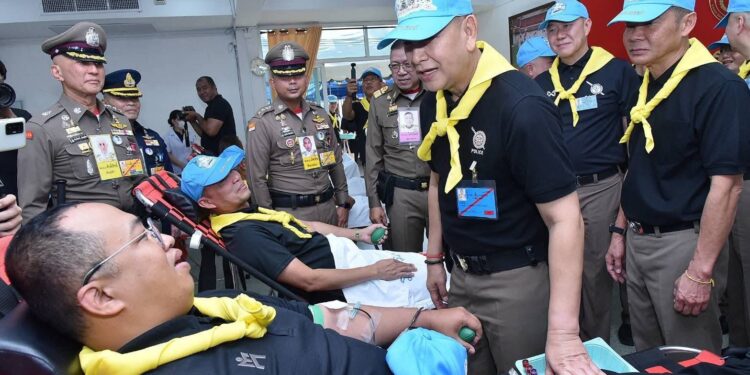 สำนักงานตำรวจแห่งชาติจัดกิจกรรมจิตอาสาพระราชทาน เนื่องในวันคล้ายวันพระบรมราชสมภพ พระบาทสมเด็จพระบรมชนกาธิเบศร มหาภูมิพลอดุลยเดชมหาราช บรมนาถบพิตร และวันพ่อแห่งชาติ 5 ธันวาคม 2568