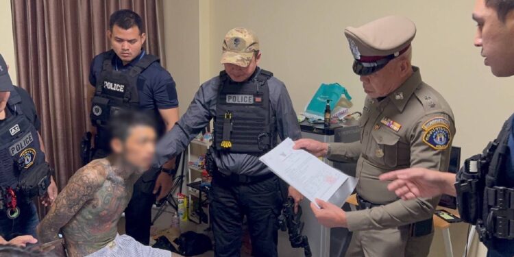 นายกอนุทินร่วมกับสำนักงานตำรวจแห่งชาติ โดยศูนย์ปราบปรามอาชญากรรมทางเทคโนโลยีสารสนเทศ สำนักงานตำรวจแห่งชาติ (ศปอส.ตร.) ร่วมกับสำนักงานป้องกันและปราบปรามการฟอกเงิน(ปปง.) แถลงข่าว เปิดยุทธการ “ถอนรากสแกมเมอร์