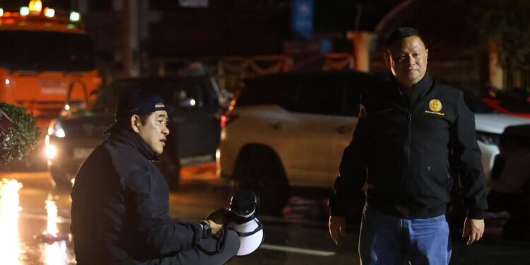 ส่องเฟส ดร.หิมาลัยฯ เล่าถึงภารกิจช่วยน้ำท่วม ภายใต้การนำของ รองธรรมนัส เป็นเรื่องจริง นอกจอ