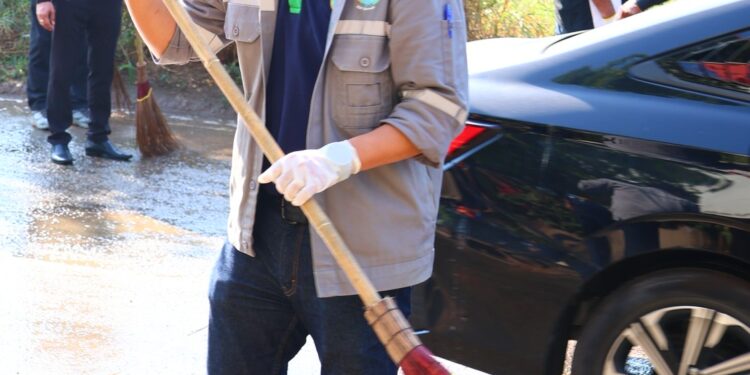 สมุทรปราการ EEP Group ร่วมกับเทศบาลเมืองแพรกษาใหม่ จัดกิจกรรมจิตอาสาเพื่อน้อมรำลึกพระมหากรุณาธิคุณ ในหลวงรัชกาลที่ 9