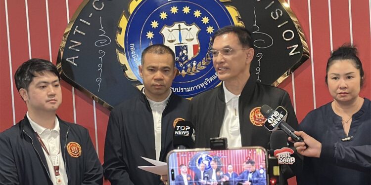 ทนายอนันต์ชัย ร้อง ปปป.เอาผิด ‘พระคึกฤทธิ์’ พร้อมพวกรวม 8 ราย ปมยักยอกเงินวัด จ่ายโบนัสผิดประเภท