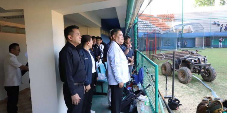 ผู้ว่าฯปทุมธานี ตรวจเยี่ยมสนามการแข่งขันกีฬาซีเกมส์ ครั้งที่ 33 เตรียมพร้อมอำนวยความสะดวกและความปลอดภัยพร้อมเชิญชวนชาวปทุมร่วมเป็นเจ้าบ้านที่ดี