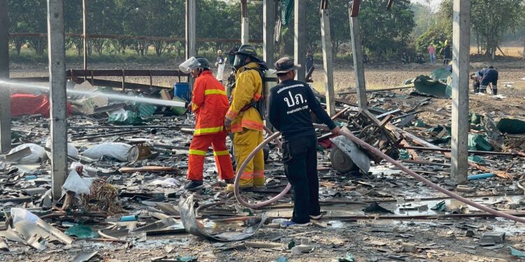อธิบดี ปภ. กำชับดูแลความปลอดภัย หลังเหตุพลุระเบิด จ.สุพรรณบุรี