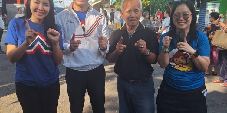 ป๊อด ปรีชาชัย” เบอร์ 10 เขต 14​ บางกะปิ–วังทองหลาง “พรรครวมไทยสร้างชาติ” ลงพื้นที่ลาดพร้าว 93 หลายพรรคร่วมงานทำบุญปีใหม่ “ชุมชนประชากรไทย” พร้อมใจต้อนรับ