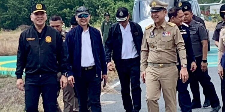 “รุทธพล” นำทีมสกัดแก๊งค้าน้ำมันเถื่อนทางทะเล มี.ค.เดือนเดียว จับดีเซลกว่า 3 แสนลิตร