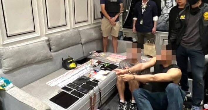 ‘รองจ๋อ‘บุกทลายแก๊งอินฟลูจีนป่วนคอนโดหรูสาทร มั่วสุมยาถ่ายคลิปลามก ยึดไอซ์ ยาเสพติดอื้อ