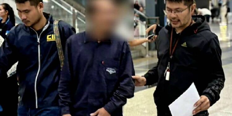 อดเที่ยวสงกรานต์ คอมมานโดซิวหนุ่มเปิดบัญชีม้า อ้างสาวสนิทเปิด บช. ตุ๋นเหยื่อสูญเงินครึ่งแสน