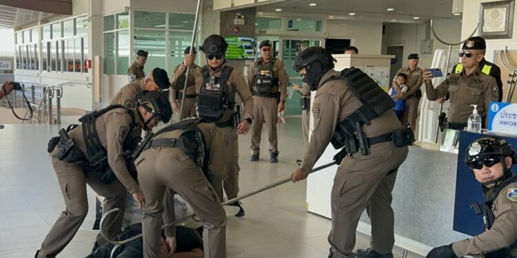 สภ.เมืองโคราชซ้อมแผนรับมือเหตุวัยรุ่นตีกันสงกรานต์ ทั้งลานคอนเสิร์ต–ห้องฉุกเฉิน รพ.มหาราช เตรียมพร้อมดูแลความปลอดภัยประชาชน