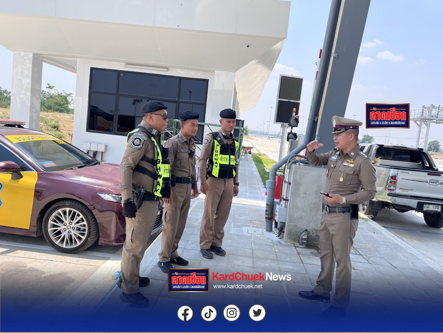 ตำรวจ ลงพื้นที่ตรวจการจราจรประชาชนเดินทางกลับ M6 ด่านขามทะเลสอ รถหนาแน่นแต่คล่องตัว ไร้อุบัติเหตุ