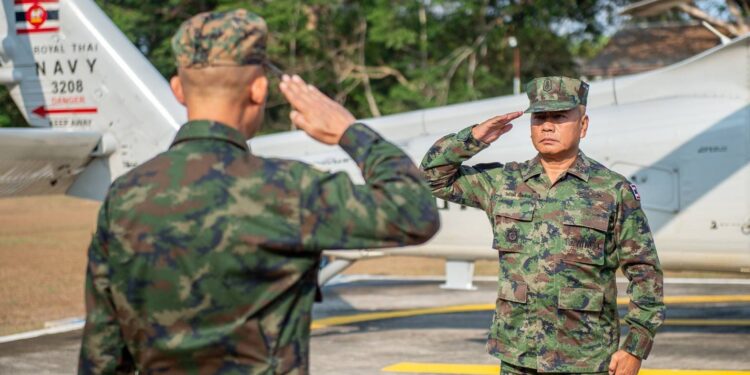 กองทัพเรือ ย้ำจุดยืนไม่ถอยแม้ก้าวเดียว เสริมกำลังชายแดนตะวันออก ยกระดับความพร้อมรบรับทุกภัยคุกคาม