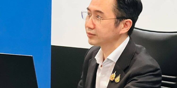 9 มทร.ผนึกกำลังเครือข่ายอุดมศึกษา เสนอสมุดปกขาว ข้อเสนอเชิงยุทธศาสตร์ ต่อ รมว.อว. มุ่งพลิกโฉมมหาวิทยาลัยเป็นโครงสร้างพื้นฐานขับเคลื่อนเศรษฐกิจชาติ