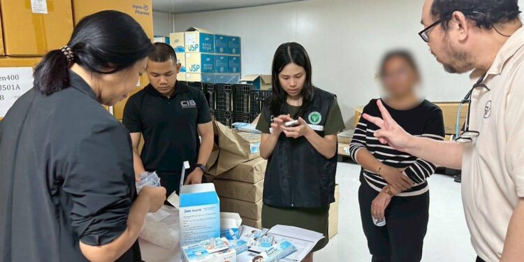 ตำรวจ ปคบ.ร่วม อย., สสจ.ปราจีนบุรี ทลายเครือข่าย “ส่งออกทิพย์”แจ้งส่งออกเท็จ แต่เวียนขายสาย 4×100 ในประเทศ ยึดยาเขียวเหลือง-ยาอันตราย   กว่า 20 ล้านแคปซูล มูลค่ากว่า 80 ล้านบาท