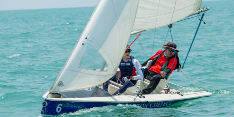 เรือใบคนพิการ (เรือใบ S\V14) เริ่มทำการแข่งขันวันแรก ในการแข่งขันชิงชนะเลิศแห่งประเทศไทย วันที่สาม เป็นครั้งแรกที่มีการบรรจุเรือใบคนพิการ (เรือใบ S\V14) ในการแข่งขันชิงชนะเลิศแห่งประเทศไทย