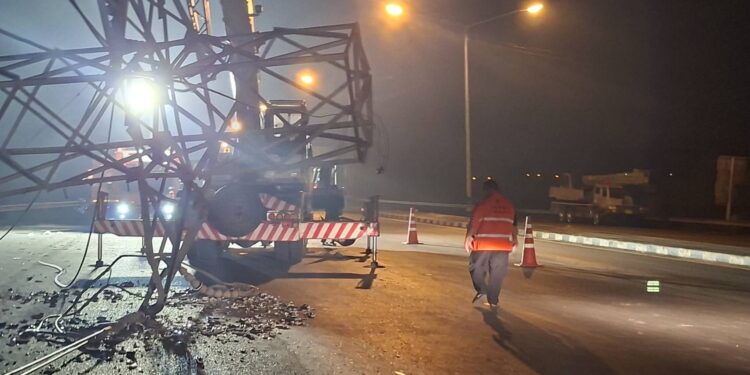 ผู้ว่าฯปราจีนบุรี สั่งรับมือด่วน 16-20 เม.ย.นี้ หลังพายุฤดูร้อนมาจริง ถล่มกบินทร์บุรี เสาไฟโค่น 24 ต้น ไฟดับวงกว้าง    
