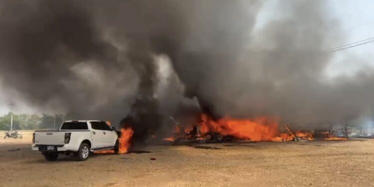 นครปฐม สลดไฟไหม้แคมป์คนงาน คลอกผู้ป่วยติดเตียงดับ 