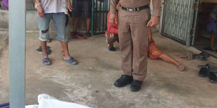 ปราจีนบุรี ระวังภัยปิดเทอมเศร้าเด็ก 6 ขวบแอบเล่นน้ำคลายร้อนจมสระดับ พบเพียงจักรยานล้มคว่ำริมฝั่ง ญาติไม่ติดใจเชื่อเป็นอุบัติเหตุ