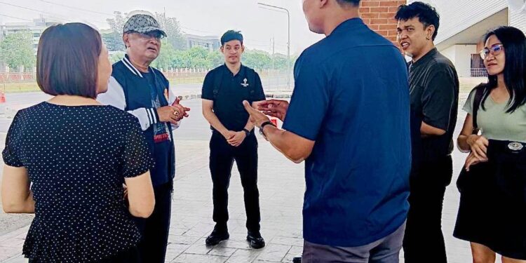 ลุยแก้ฝุ่นพิษ! “สว.อังกูร” ลงนครนายก ตรวจเข้มเวทีเสวนาใหญ่ ผนึกกำลังทุกภาคส่วนลดเผา ลด PM2.5