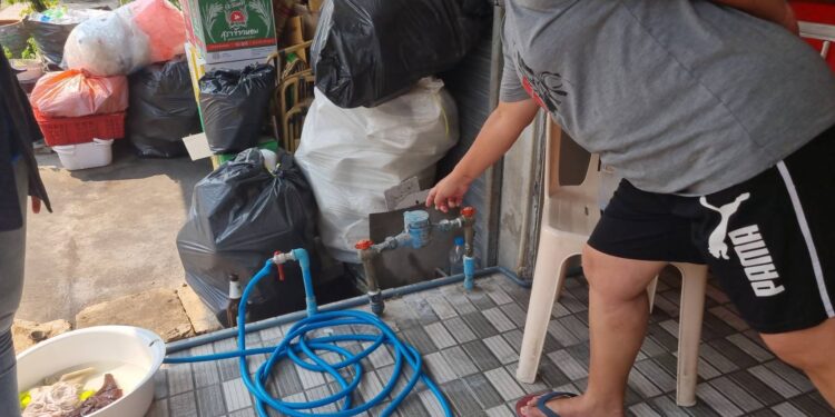 เตือนภัยโจรตระเวนลักมิเตอร์น้ำประปาหายยกซอย ชาวบ้านเดือดร้อนหนัก