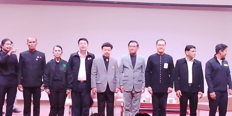 สว.อังกูร” เปิดศึกฝุ่นพิษ PM2.5 ระดมพลังทั้งเมือง ดัน “องครักษ์โมเดล” สางวิกฤตควันพิษอย่างยั่งยืน