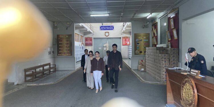 ทักษิณ”..เซ็ง!! ติดกำไล EM หลังพักโทษ ทั้งที่เข้าเกณฑ์คนชรา