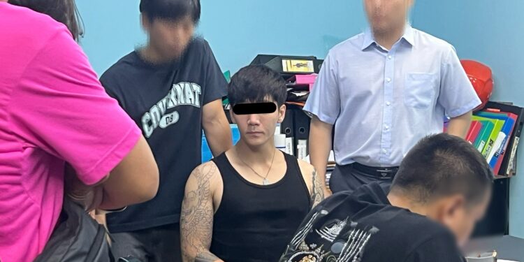 ป.ป.ส. เปิดปฏิบัติการร่วมกับตำรวจตรวจคนเข้าเมือง จับกุมผู้ต้องหาชาวเกาหลีใต้ตามหมายจับคดียาเสพติด และหมายแดงของ INTERPOL หลังหลบหนีเข้ามาพำนักในประเทศไทย