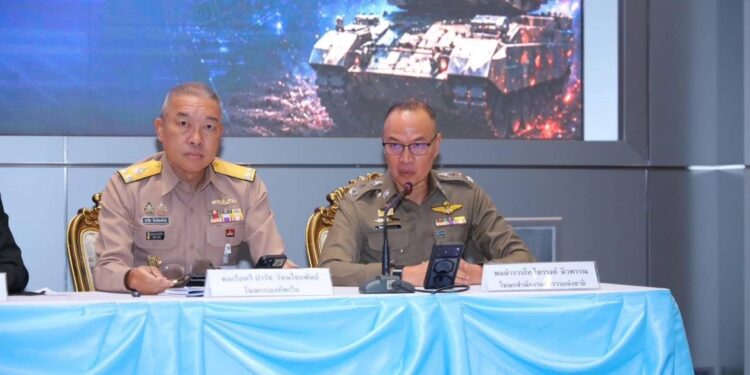 พล.ต.ท.ไตรรงค์ ผิวพรรณ รองจเรตำรวจแห่งชาติ / โฆษกสำนักงานตำรวจแห่งชาติ ได้เข้าร่วมประชุมผู้บัญชาการเหล่าทัพ ครั้งที่ 4 ประจำปีงบประมาณ พ.ศ. 2569 ในนามโฆษก ตร.