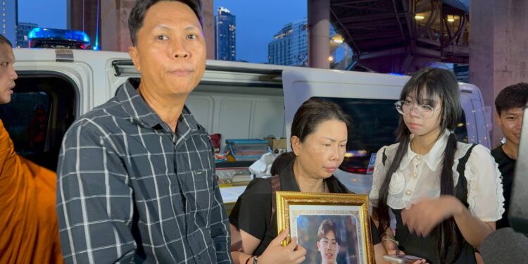 ญาตินิมนต์พระเชิญวิญญาณ “น้องขนุน” ศพไฟคลอกเหตุรถไฟชนดับสยอง 8 ศพ