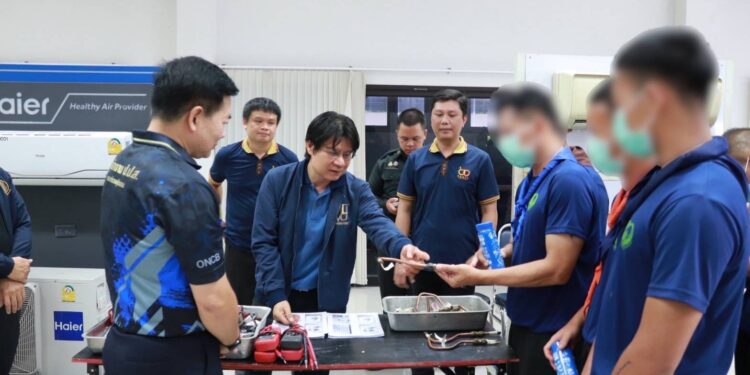เลขาธิการ ป.ป.ส. ลงพื้นที่เชียงใหม่ ตรวจเยี่ยมโครงการฟื้นฟูพลังใจฯ ให้กำลังใจทุกคนก้าวผ่านอดีต เพราะพวกเราคือคนปกติที่เคยผิดพลาด  .