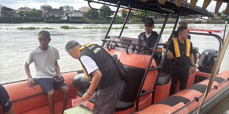 ดส. บุกรวบแก็งขอทานชาวเมียนมา จับเด็ก5ขวบมาขอทาน ทุบตีแขนหักหลังทำยอดไม่ไ