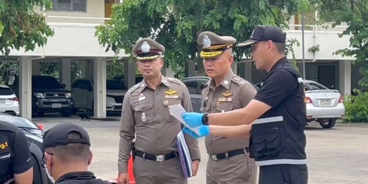 นนทบุรี รอง ผบช.ภ.1 แถลงข่าว แจ้งข้อกล่าวหา ผอ.จรงค์ พร้อมเรียกพยานปากทั้งหมดเข้าสอบปากคำเพิ่ม
