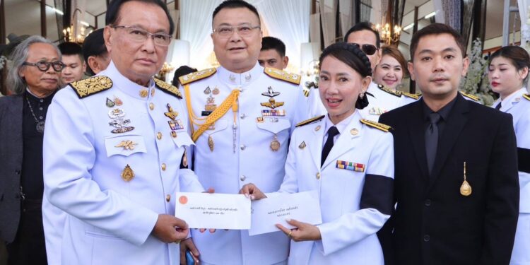 วันที่ 3 พฤษภาคม 2569 เวลา 16.00น.พล.ต.อ.กรไชย คล้ายคลึง รอง ผบ.ตร. เป็นประธานพิธีพระราชทานเพลิง คุณแม่บุญรวม พรายมี (คล้ายคลึง) น้องสาวของกำนันช้อง คล้ายคลึง ผู้ล่วงลับ และเป็นพี่สาวนายชุบ คล้ายคลึง นายก อบต.ช่องสะแก อ.เมือง จ.เพชรบุรี ซึ่งมีศักดิ์เป็นลูกพี่ลูกน้องกับ พ.ต.ท.ฉอ้อน คล้ายคลึง