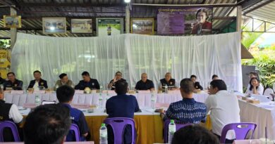 ปราจีนบุรี สว.ลุยปราจีนฯ บี้สาง 3 ทุกข์ร้อนชาวบ้าน จี้เบรกโครงการดินแลกน้ำ อ.นาดี รับเรื่องใหม่ ปมแย่งน้ำทำนา ผลักดัน 4 เสาหลัก ผลไม้พรีเมียม